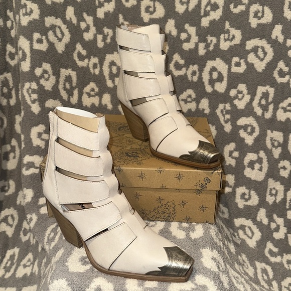 Free People Brayden Fisherman Boots in ECRU 🥰 New 🆕 & Never Worn 😍 - Picture 17 of 17